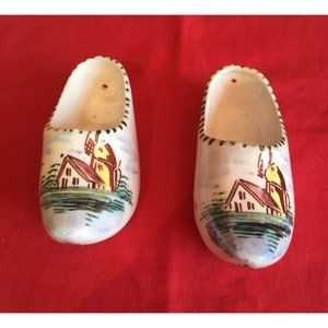 Vintage Set of Dutch ceramic clogs - Holland Mini Shoes Hand Painted